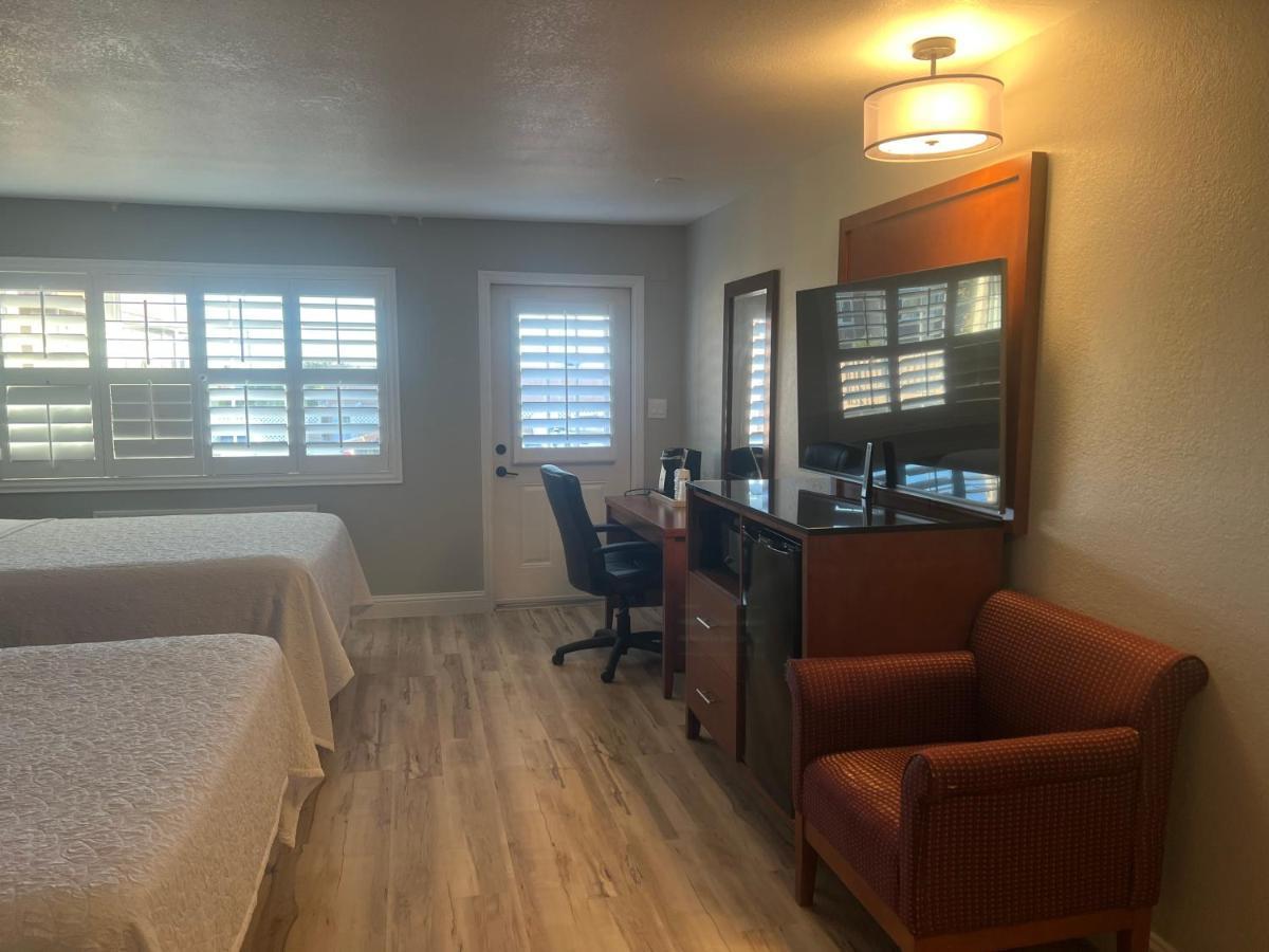 Comfort Inn Near Hearst Castle - Cambria サン・シメオン エクステリア 写真