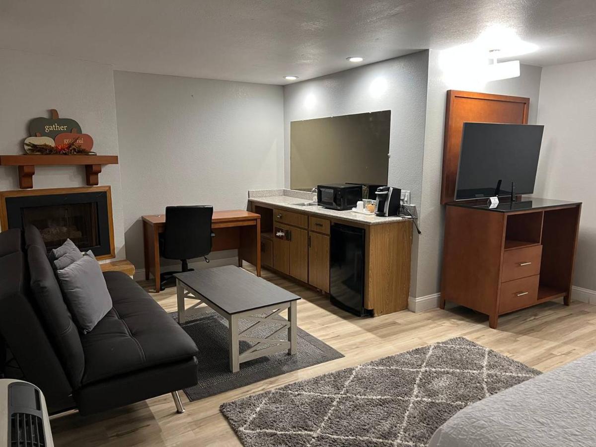 Comfort Inn Near Hearst Castle - Cambria サン・シメオン エクステリア 写真